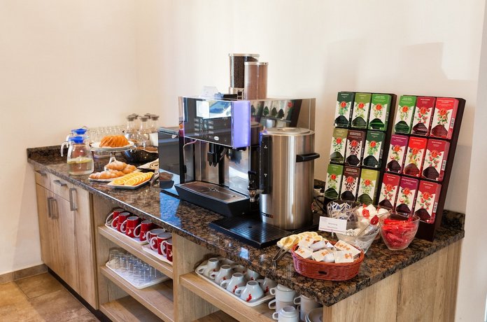 Arion Airport Hotel