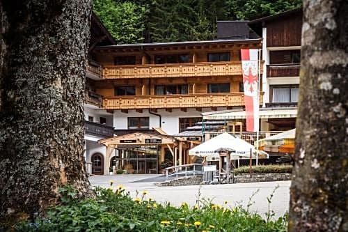 Alpengasthof & Alpencafe Eng Stierjoch Austria thumbnail