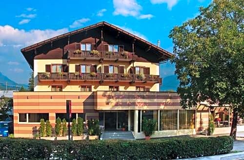 Hotel Erlenhof Kotschach-Mauthen Gentschach Austria thumbnail