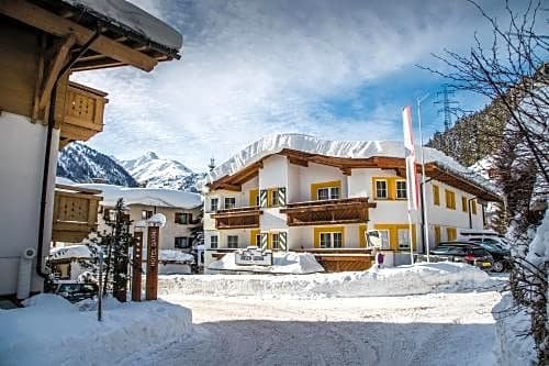 Arlen Lodge Hotel Sankt Anton am Arlberg Austria thumbnail