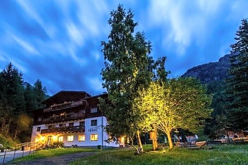 Heimat - Das Natur Resort Grossvenediger Austria thumbnail