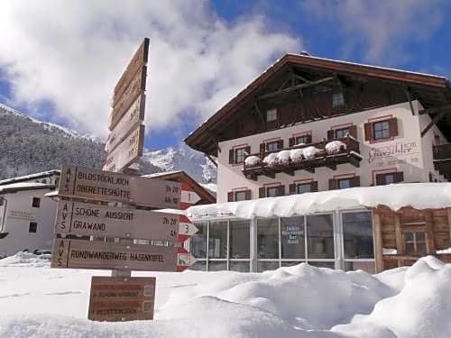 Piccolo Hotel Gurschler Ski Resort Val Senales Italy thumbnail