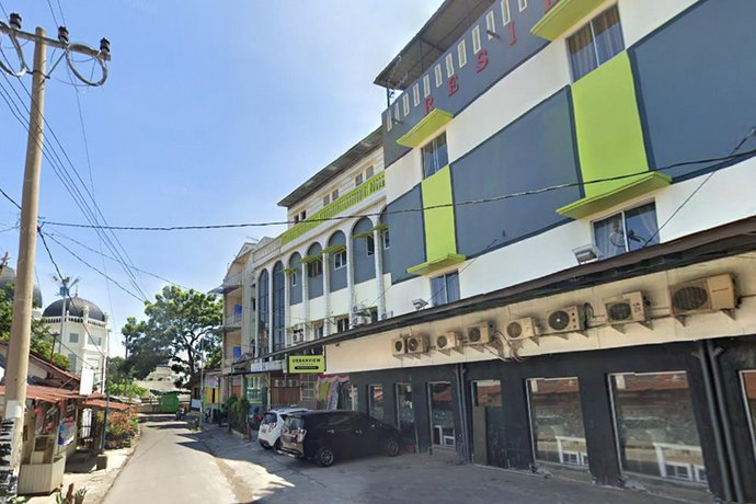 Urbanview Hotel Syariah Residence Medan 마스지드 라야 Indonesia thumbnail