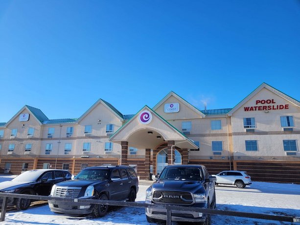Pomeroy Inn and Suites Grimshaw Peace River Airport Canada thumbnail