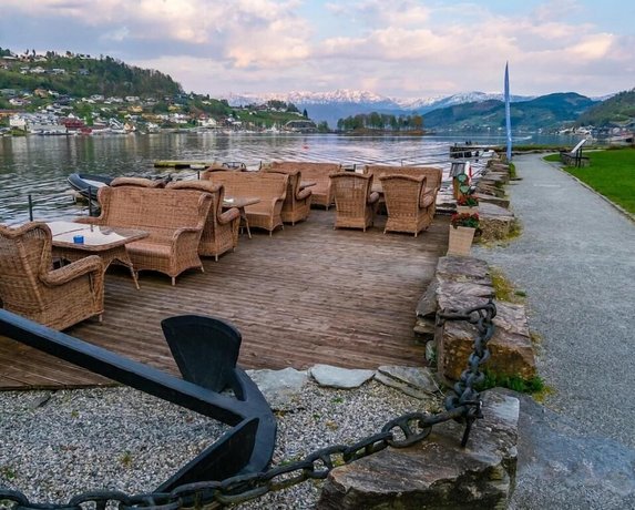 Thon Hotel Sandven