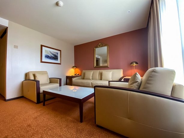 Nash Airport Hotel