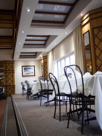 Albany Hotel