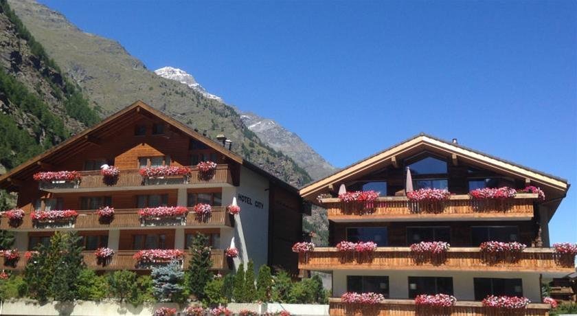 City Hotel Garni Zermatt Klein Matterhorn Switzerland thumbnail
