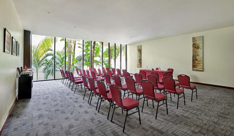 Hyatt Regency Dar es Salaam The Kilimanjaro