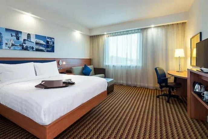 Hampton by Hilton Luton Airport