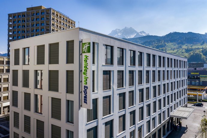 Holiday Inn Express - Luzern - Kriens Pilatus Bahnen AG Switzerland thumbnail