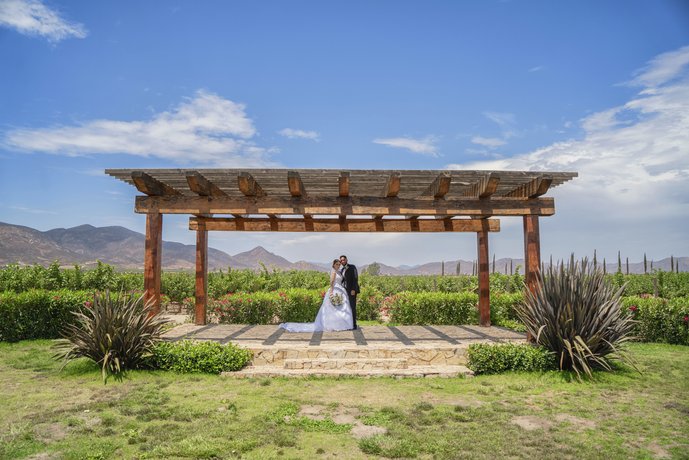 El Cielo Winery & Resort By Karisma Valle de Guadalupe Mexico thumbnail