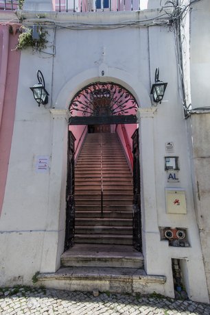 SafeStay Lisbon