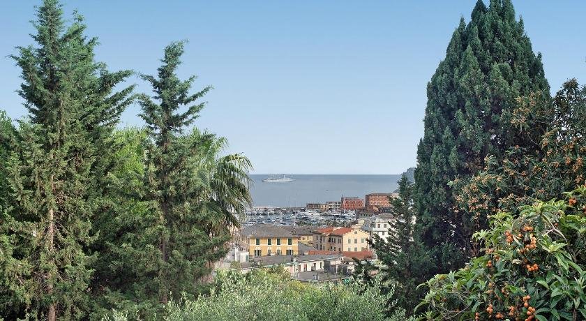 Un nido di pace e di verde vicino al mare