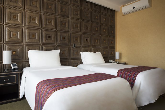 Luxury Inkari Hotel Huaca Pucllana Peru thumbnail