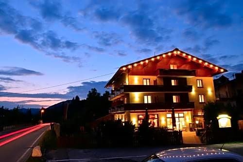 Hotel Beretta Achenkirch Stierjoch Austria thumbnail