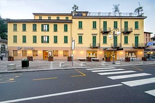 Hotel Bigio Casino Municipale di San Pallegrino Terme Italy thumbnail