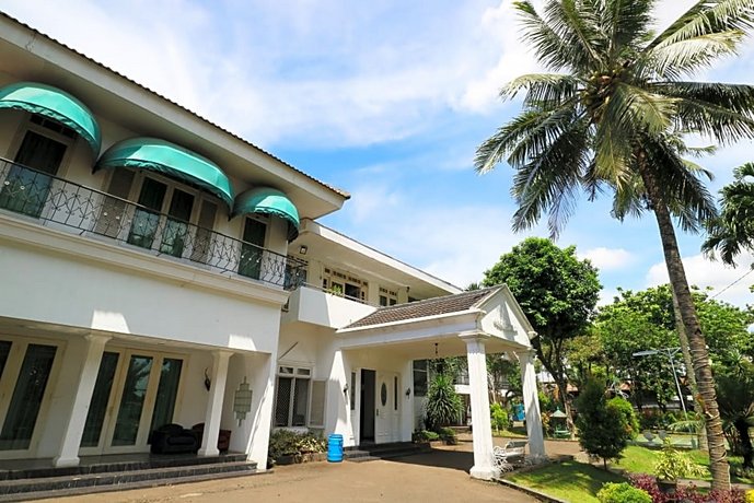 Sri Manganti Guest House 앳 틴 모스크 Indonesia thumbnail