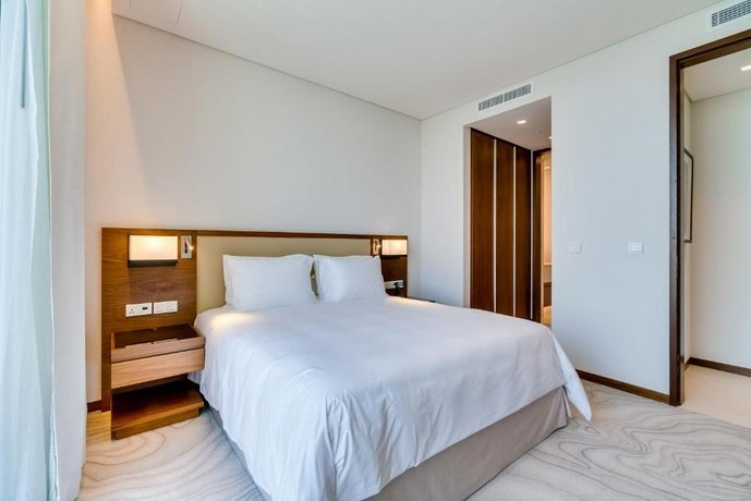 One Bedroom Apartment Near Emirates Golf Club 에미레이트 골프 클럽 United Arab Emirates thumbnail