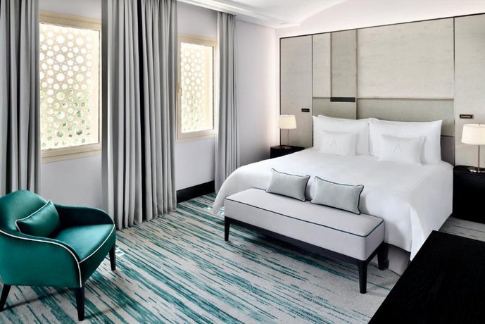 Ultra Luxury Suite Near Montgomerie Golf Club Emirates Hills United Arab Emirates thumbnail