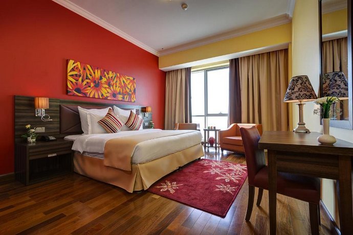 Three Bedroom In Dubai Land By Luxury Bookings Universal Studios Dubailand United Arab Emirates thumbnail