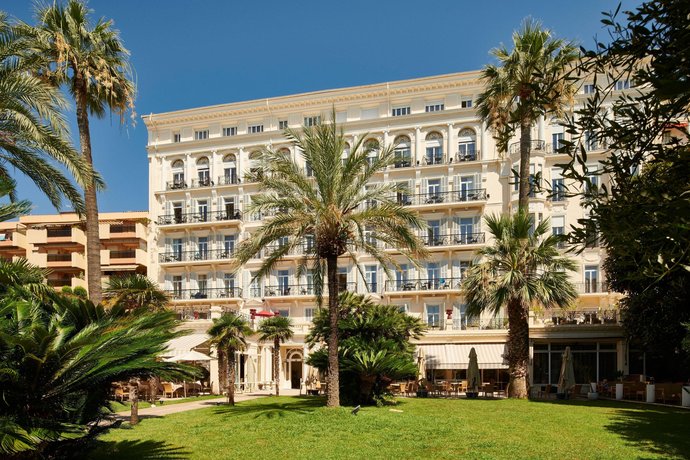 Hotel Vacances Bleues Royal Westminster Les Jardins Bioves France thumbnail