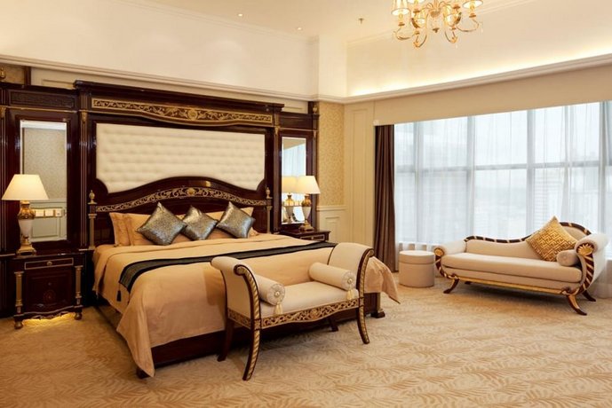 Crowne Plaza Hotel & Suites Landmark Shenzhen