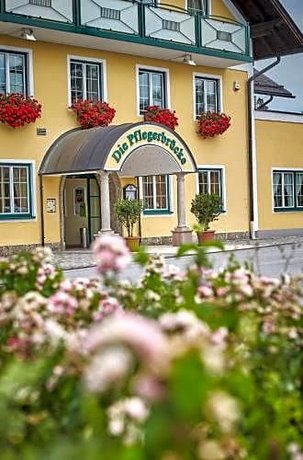 Hotel Die Pflegerbruecke Wasserspiele Hellbrunn Austria thumbnail