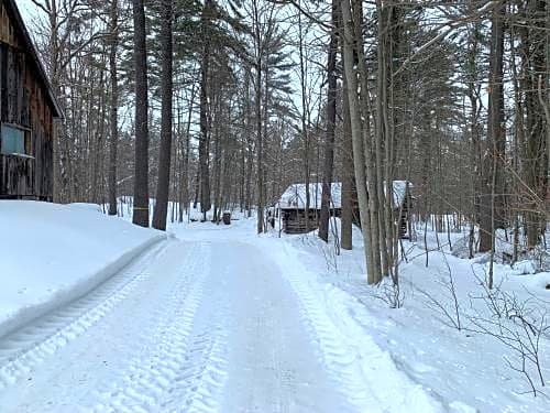 Country Living Gravenhurst Muskoka Airport Canada thumbnail