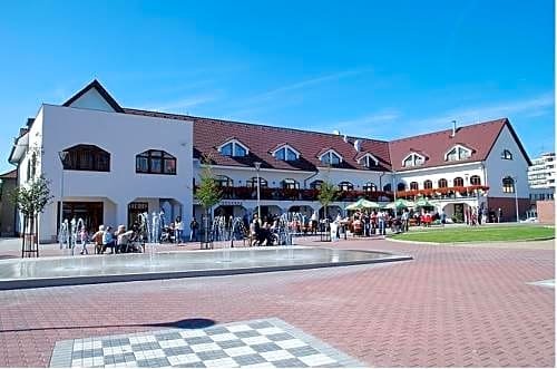 Hotel Slunecni dvur Brno-Turany Airport Czech Republic thumbnail
