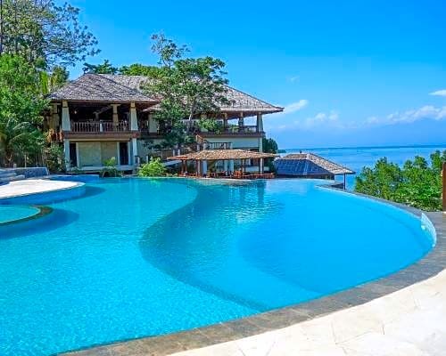 Bunaken Oasis Dive Resort and Spa