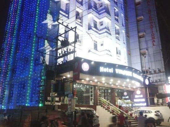 Hotel Vinayak International Martyr's Memorial Patna India thumbnail