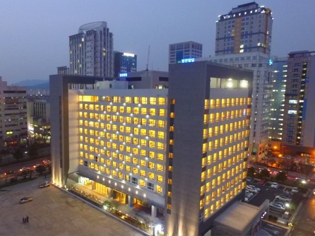 Grand City Hotel Changwon Seongsan Shell Mound South Korea thumbnail