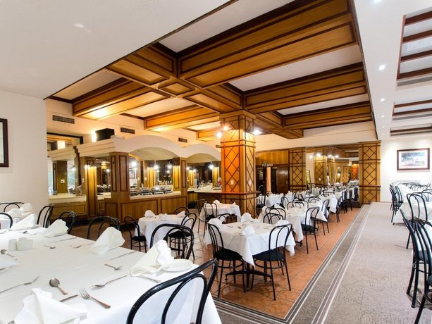 Albany Hotel