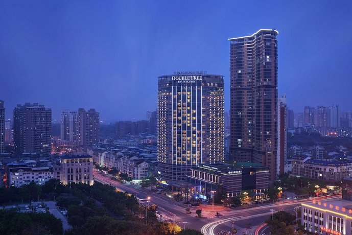 DoubleTree by Hilton Hotel Putian 둥전 레저브와 China thumbnail