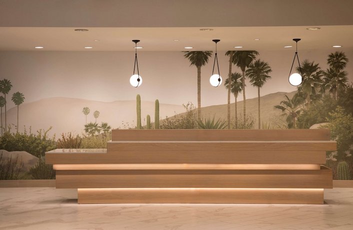 Hilton Santa Monica Hotel & Suites