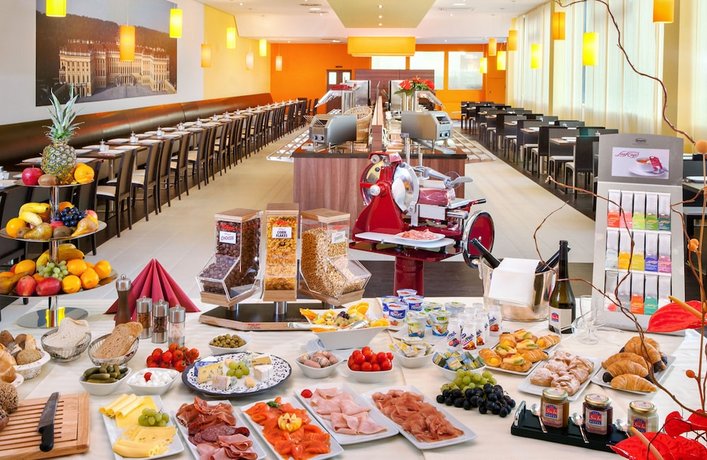 Star Inn Hotel Wien Schonbrunn by Comfort