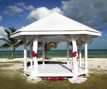 Swain's Cay Lodge Andros Bahamas thumbnail