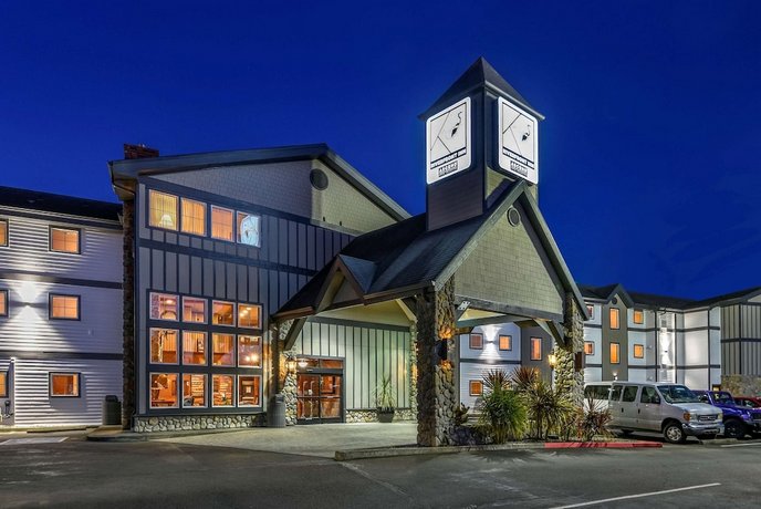 The Kathryn Riverfront Inn Ascend Hotel Collection Tillamook Rock Light United States thumbnail