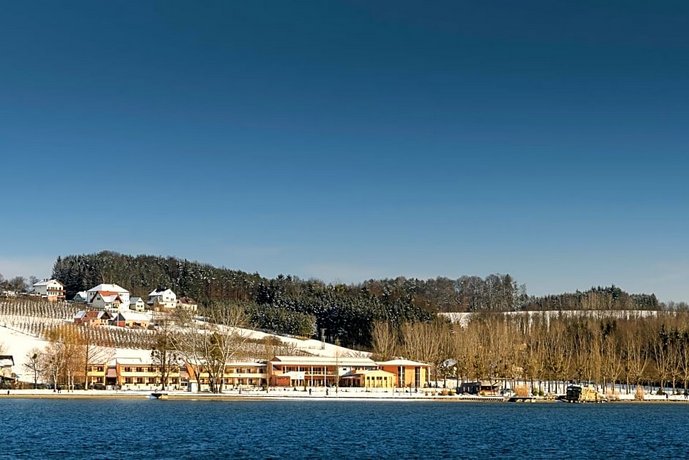 JUFA Hotel Stubenbergsee Kulm bei Weiz Austria thumbnail