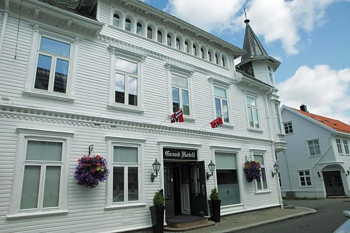 Grand Hotell