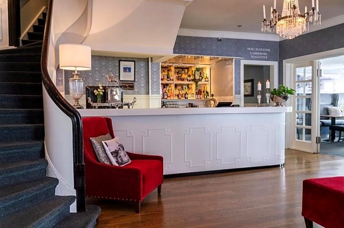 Grand Hotell