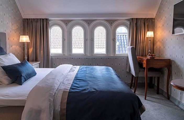 Grand Hotell