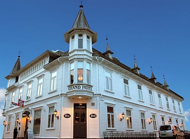 Grand Hotell