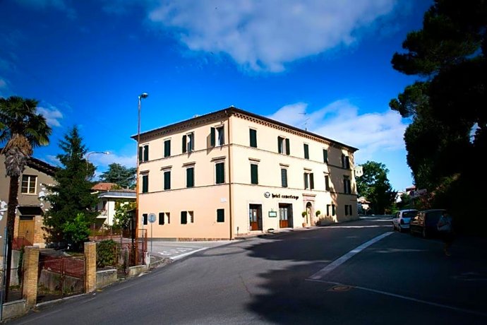 Hotel Camerlengo Azienda Agricola Si.gi Italy thumbnail