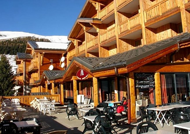 Hotel Aalborg Les Deux Alpes Ski Resort France thumbnail