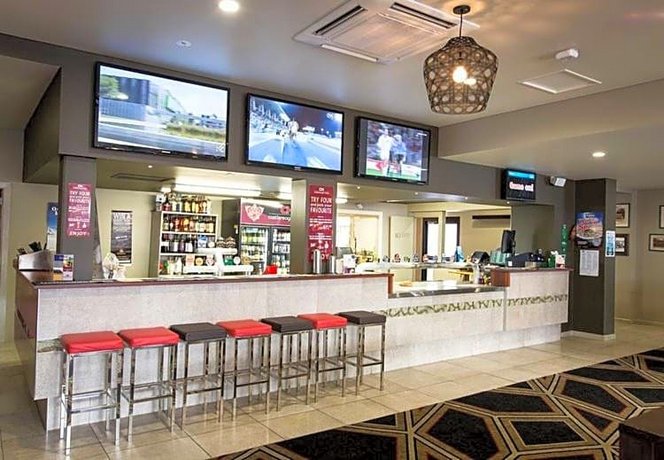 Castlereagh Hotel Dubbo City Airport Australia thumbnail