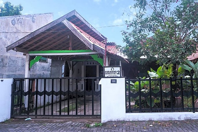 Budarno Homestay