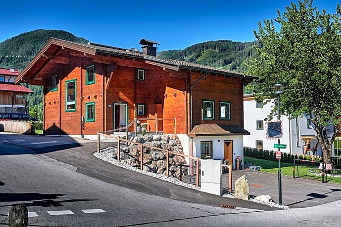 Flachau Lodge