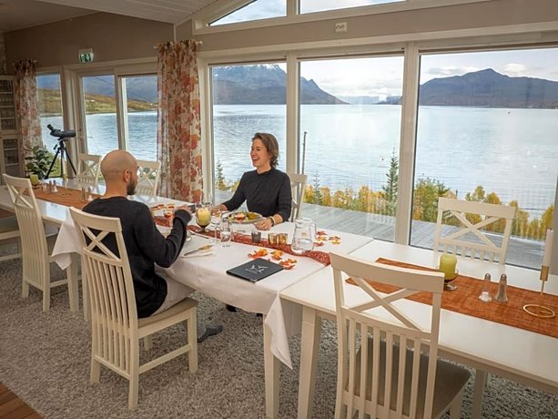 Arctic Panorama Lodge